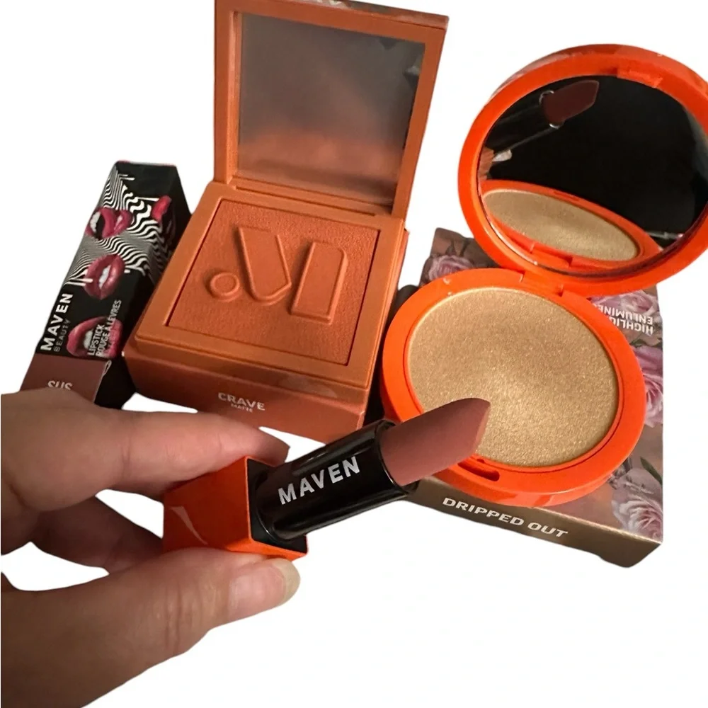 Maven🥳HOST PICK🥳 Bundle 3D Cheek Powder, Highlighter & Sue Velvet Lipstick NIB